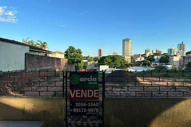 Terreno &agrave; venda - 571m&sup2; - Zona III