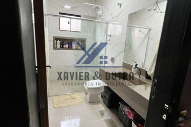 Casa &agrave; venda - 205m&sup2; - Zona V