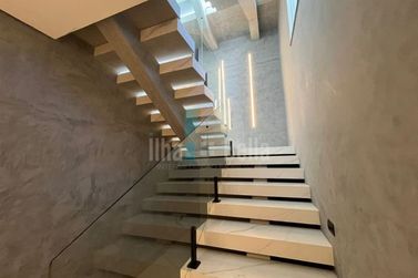 Sobrado &agrave; venda - 