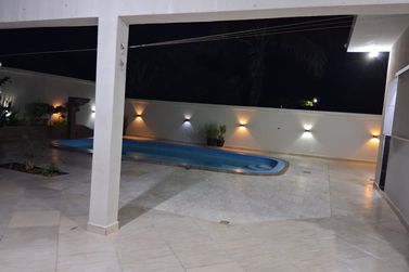 Sobrado &agrave; venda - 310m&sup2; - PRA&Ccedil;A CENTRAL DOURADINA PR