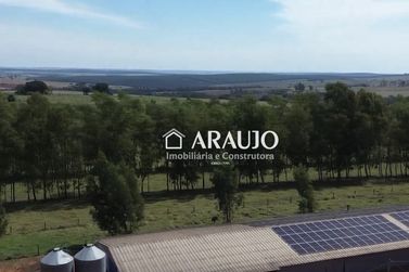 Ch&aacute;cara &agrave; venda - 35500m&sup2; - Zona rural