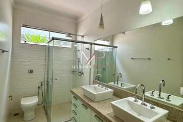 Casa &agrave; venda - 217m&sup2; - Rua Gaivota