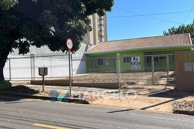 Casa &agrave; venda - 100m&sup2; - Zona III