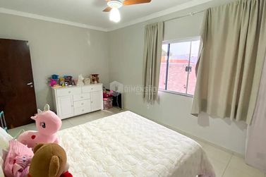 Sobrado &agrave; venda - 197m&sup2; - Zona II