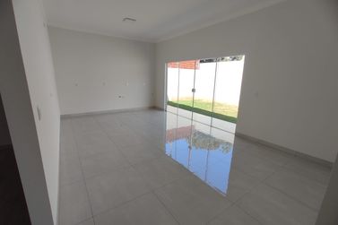 Casa &agrave; venda - 130m&sup2; - Jardim Tropical