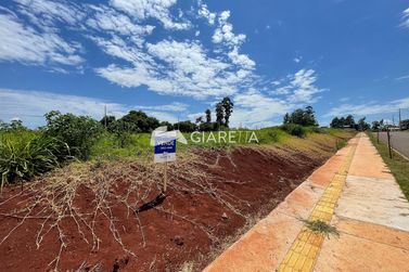 Terreno &agrave; venda - 270m&sup2; - JARDIM PINHEIRINHO