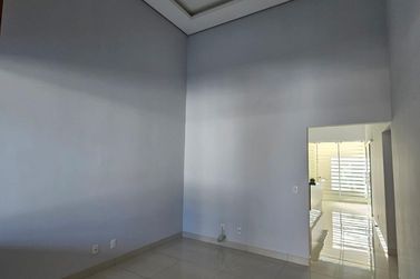 Casa &agrave; venda - 150m&sup2; - Jardim Santa Clara