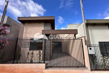 Casa &agrave; venda - 49m&sup2; - JARDIM PINHEIRINHO