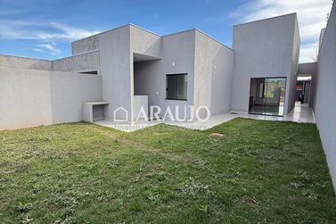 Casa &agrave; venda - 100m&sup2; - Parque Onix