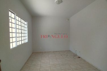 Sobrado &agrave; venda - 255m&sup2; - ZONA VI