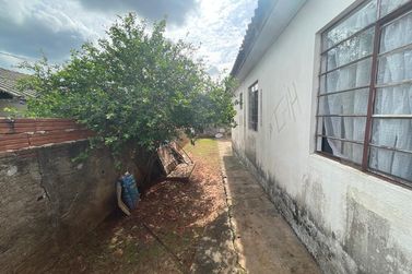 Casa &agrave; venda - 96m&sup2; - CONJUNTO RESIDENCIAL OURO PRETO