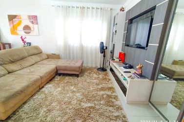 Casa &agrave; venda - 275m&sup2; - Zona I