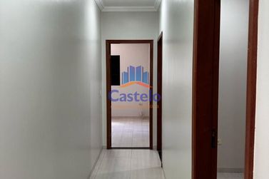 Casa &agrave; venda - 192m&sup2; - Parque San Remo I