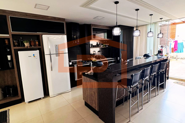 Sobrado &agrave; venda - 251m&sup2; - Jardim dos Pr&iacute;cipes