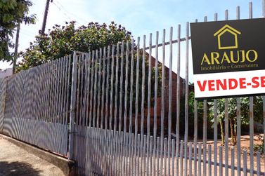 Casa &agrave; venda - 90m&sup2; - Parque Tarum&atilde;