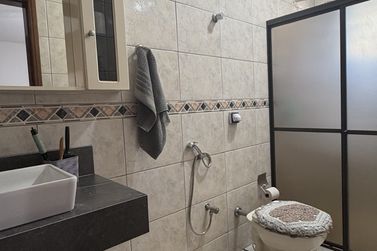 Casa &agrave; venda - 140m&sup2; - Jardim Para&iacute;so