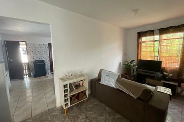 Casa &agrave; venda - 96m&sup2; - CONJUNTO RESIDENCIAL OURO PRETO