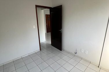 Apartamento para alugar - 60m&sup2; - Zona III
