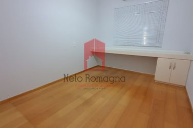 Casa &agrave; venda - 380m&sup2; - Zona I