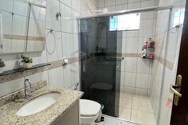 Casa &agrave; venda - 225m&sup2; - Jardim Para&iacute;so
