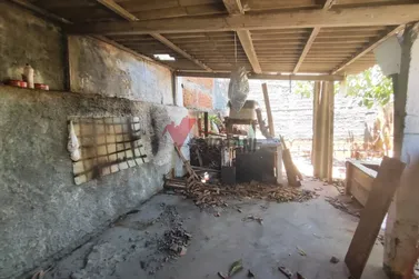 Casa &agrave; venda - Zona VI
