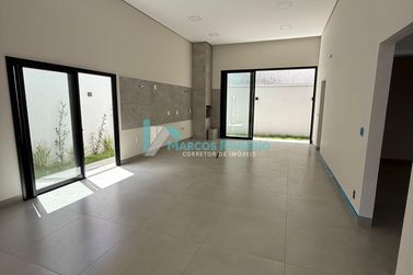 Casa &agrave; venda - 148m&sup2; - Paysage Essenza Condom&iacute;nio