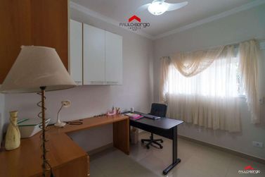 Sobrado &agrave; venda - 225m&sup2; - Jardim Petr&oacute;polis