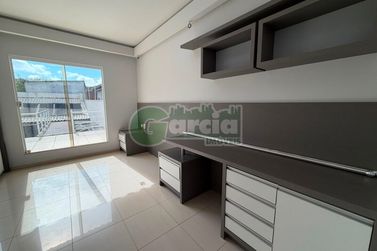 Sobrado para alugar - Zona III