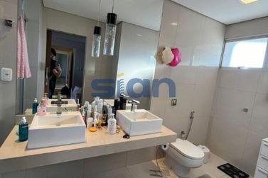 Apartamento &agrave; venda - 378m&sup2; - Zona III