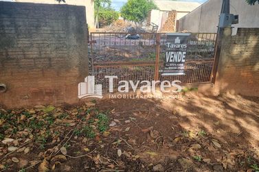 Terreno &agrave; venda - 426m&sup2; - Jardim Panorama