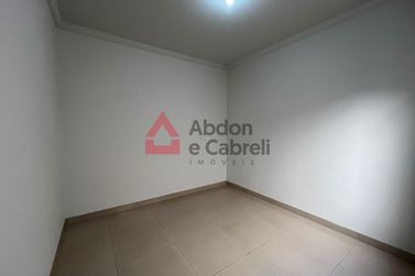 Casa para alugar - 120m&sup2; - Jardim Caravelle