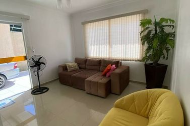 Casa &agrave; venda - 158m&sup2; - ZONA VI