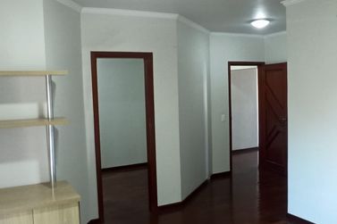 Sobrado &agrave; venda - 376m&sup2; - Zona I