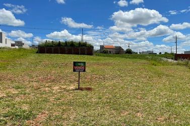 Terreno &agrave; venda - 492m&sup2; - Parque Metropolitano III