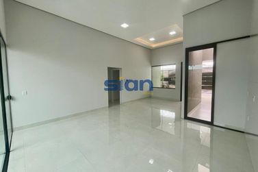 Casa &agrave; venda - 177m&sup2; - Jardim Cima