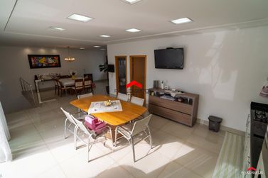 Apartamento &agrave; venda - 278m&sup2; - centro