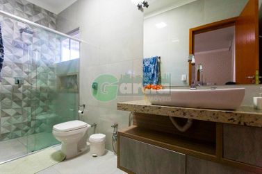 Casa &agrave; venda - 600m&sup2; - Zona II