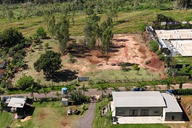 Terreno &agrave; venda - 5000m&sup2; - Estrada Canelinha