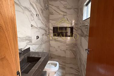 Casa &agrave; venda - 132m&sup2; - Jardim Azal&eacute;ia