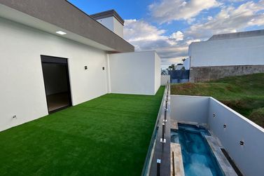 Sobrado &agrave; venda - 360m&sup2; - Condom&iacute;nio Royal Garden