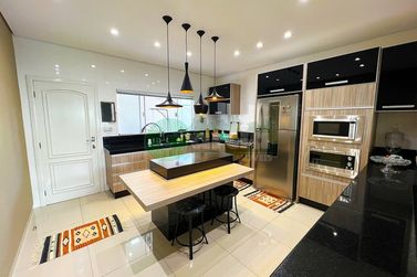 Casa &agrave; venda - 274m&sup2; - Condom&iacute;nio Cidade Jardim