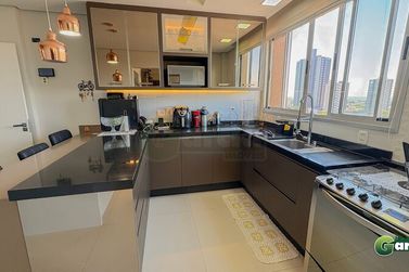 Apartamento &agrave; venda - 133m&sup2; - Zona III