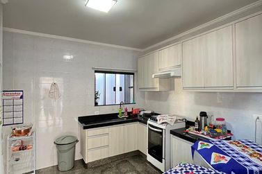 Sobrado &agrave; venda - 490m&sup2; - Centro