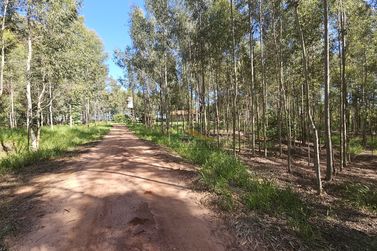S&iacute;tio &agrave; venda - 7m&sup2; - SERRA DOS DOURADOS