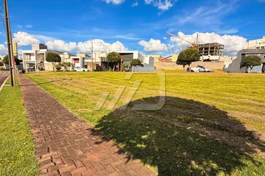Terreno &agrave; venda - 369m&sup2; - Parque Residencial Interlagos