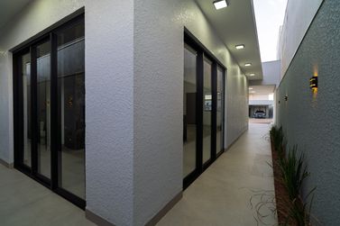 Casa &agrave; venda - 152m&sup2; - Paysage Essenza Condom&iacute;nio