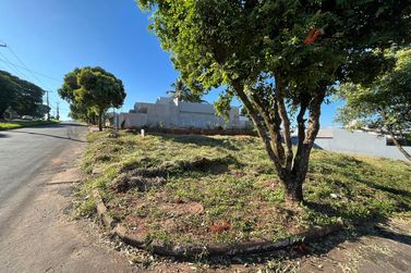 Terreno &agrave; venda - 413m&sup2; - Jardim M&ocirc;naco