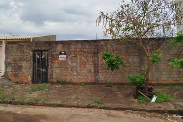 Terreno &agrave; venda - 330m&sup2; - Jardim S&atilde;o Jos&eacute;
