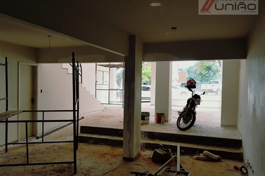 Sal&atilde;o Comercial para alugar - 172m&sup2; - Zona I