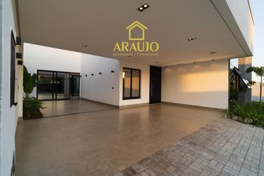 Casa &agrave; venda - 250m&sup2; - Zona VII